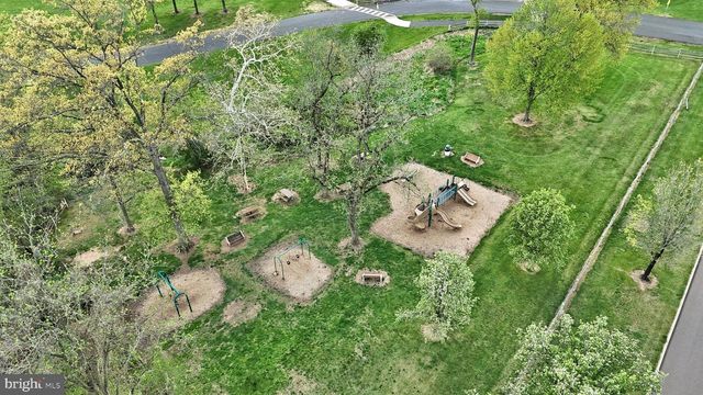 103 CHAUCER CT, Lansdale, PA 19446