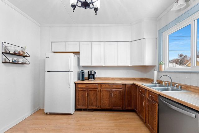 616 SHERRY STREET, Neenah, WI 54956