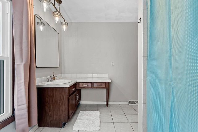 616 SHERRY STREET, Neenah, WI 54956