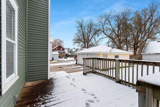 616 SHERRY STREET, Neenah, WI 54956