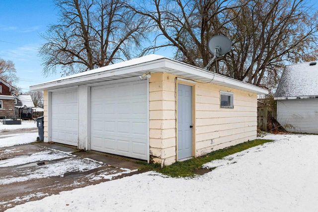 616 SHERRY STREET, Neenah, WI 54956