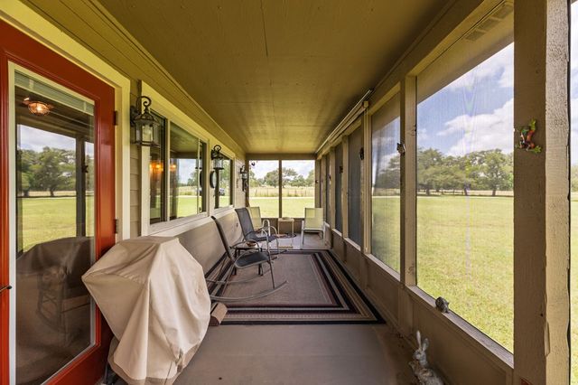 479 Park Rd 23, Blanco, TX 78606