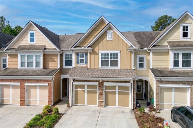 1670 Granville Court, Lawrenceville, GA 30043