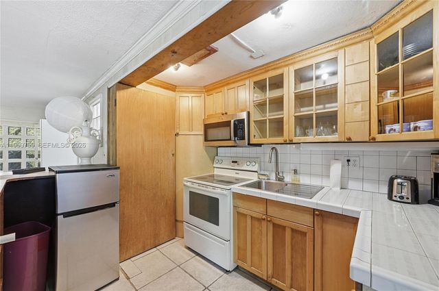 1511 S Ocean Dr, Fort Lauderdale, FL 33316