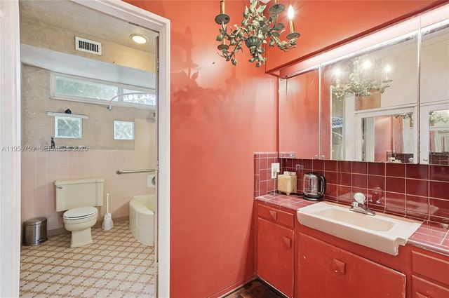 1511 S Ocean Dr, Fort Lauderdale, FL 33316