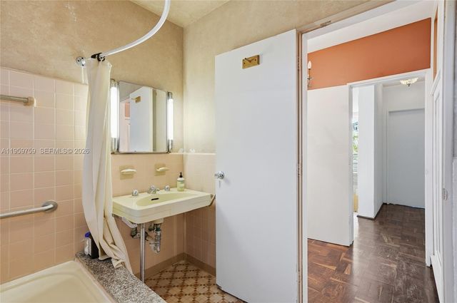 1511 S Ocean Dr, Fort Lauderdale, FL 33316