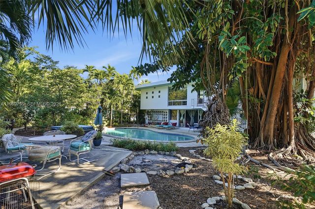 1511 S Ocean Dr, Fort Lauderdale, FL 33316