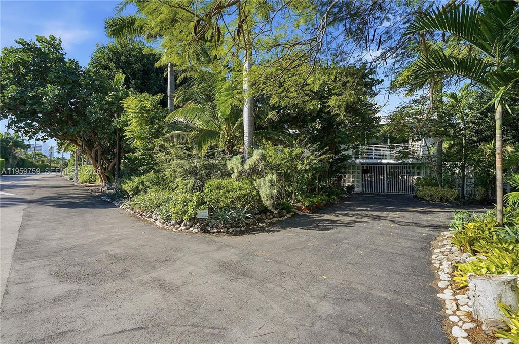 1511 S Ocean Dr, Fort Lauderdale, FL 33316