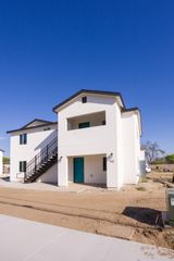 142 E Vandalia Avenue, Porterville, CA 93257