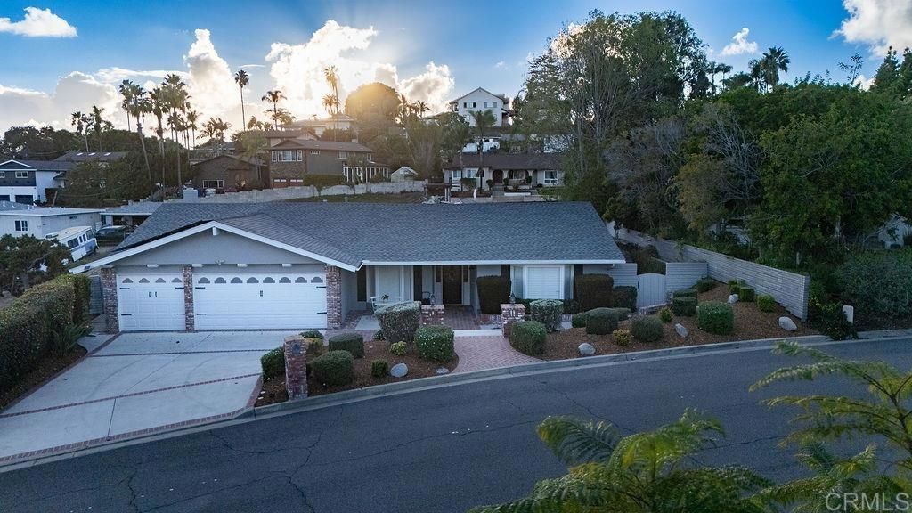 1815 Bailey Drive, Oceanside, CA 92054 — exterior