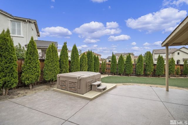 6658 Abbotswood Drive, Sparks, NV 89436