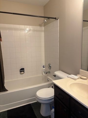 8167 RIPPLE RIDGE 8167, Darien, IL 60561