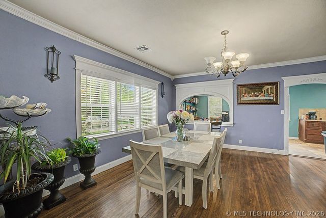 1925 W Broadway Street, Collinsville, OK 74021