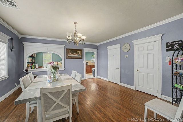 1925 W Broadway Street, Collinsville, OK 74021
