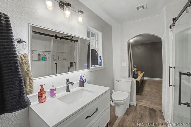 1925 W Broadway Street, Collinsville, OK 74021