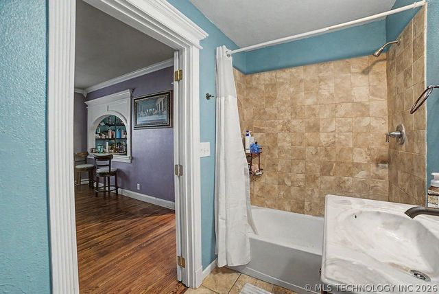 1925 W Broadway Street, Collinsville, OK 74021