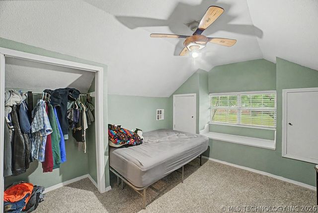 1925 W Broadway Street, Collinsville, OK 74021