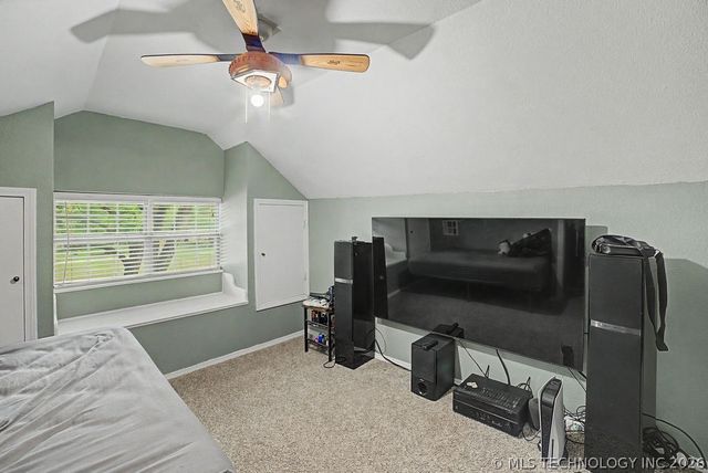 1925 W Broadway Street, Collinsville, OK 74021