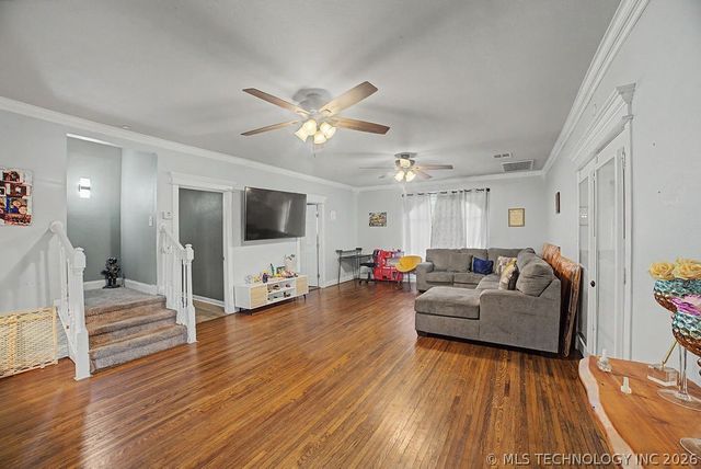 1925 W Broadway Street, Collinsville, OK 74021