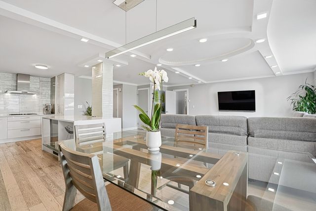 280 Boylston St 308, Newton, MA 02467