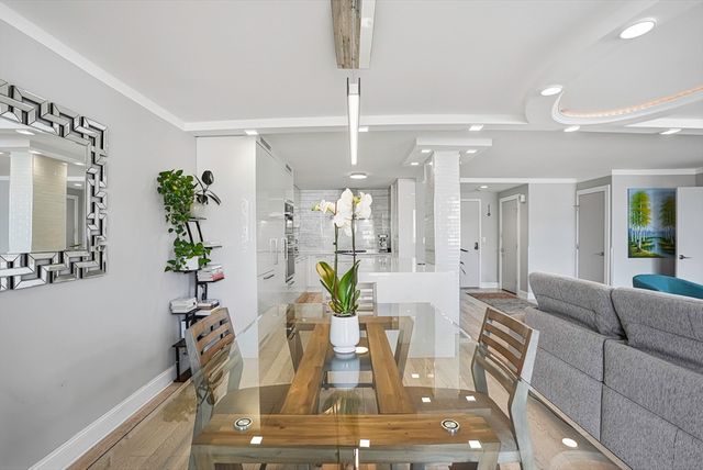 280 Boylston St 308, Newton, MA 02467