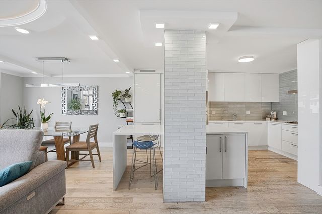 280 Boylston St 308, Newton, MA 02467