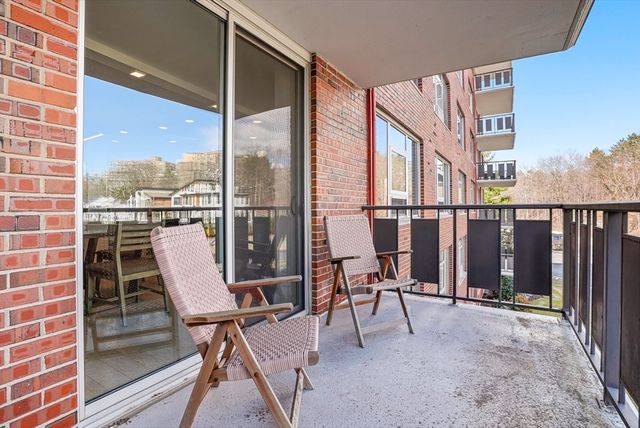 280 Boylston St 308, Newton, MA 02467