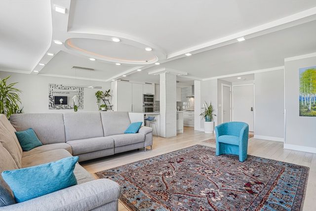 280 Boylston St 308, Newton, MA 02467