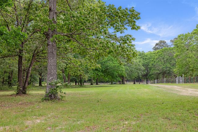 2092 Fm 1486 Road, Anderson, TX 77830