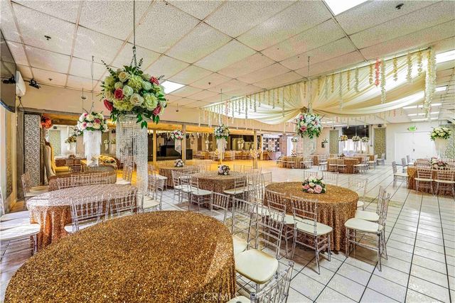 6009 Wilmington Avenue, Los Angeles, CA 90001