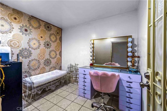 6009 Wilmington Avenue, Los Angeles, CA 90001