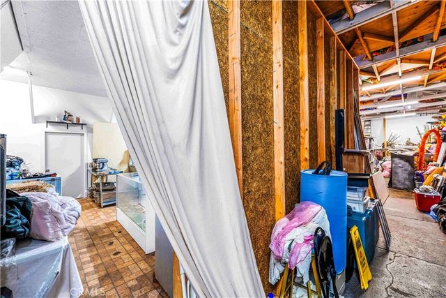 6009 Wilmington Avenue, Los Angeles, CA 90001