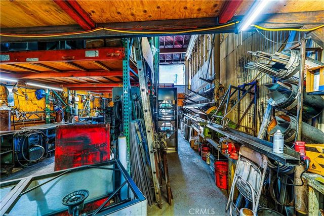 6009 Wilmington Avenue, Los Angeles, CA 90001