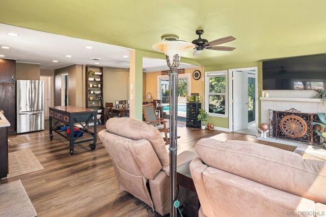 6353 Lake Albano Ave, San Diego, CA 92119