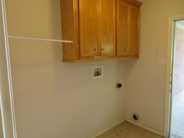 15682 Highway 105, Cleveland, TX 77327