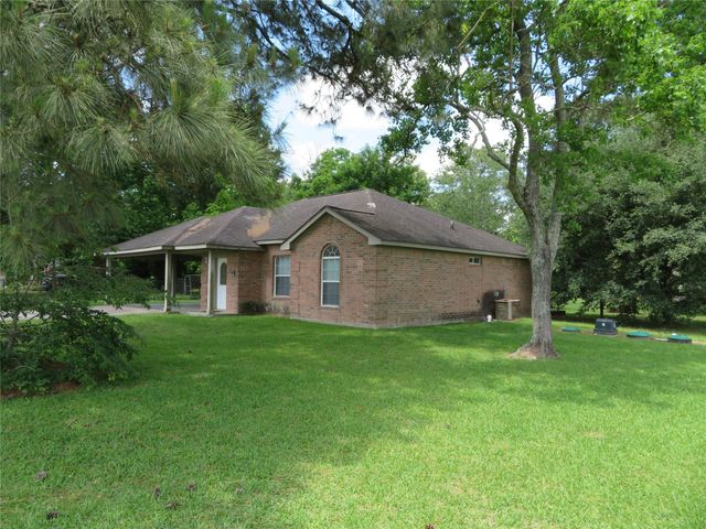 15682 Highway 105, Cleveland, TX 77327