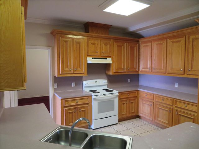 15682 Highway 105, Cleveland, TX 77327
