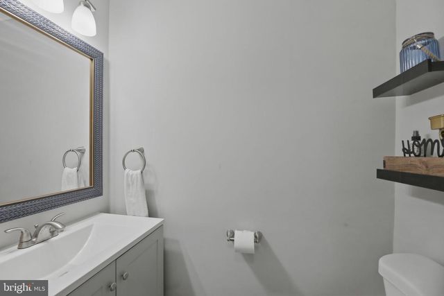 202 LEONARD AVE, Clarksboro, NJ 08020