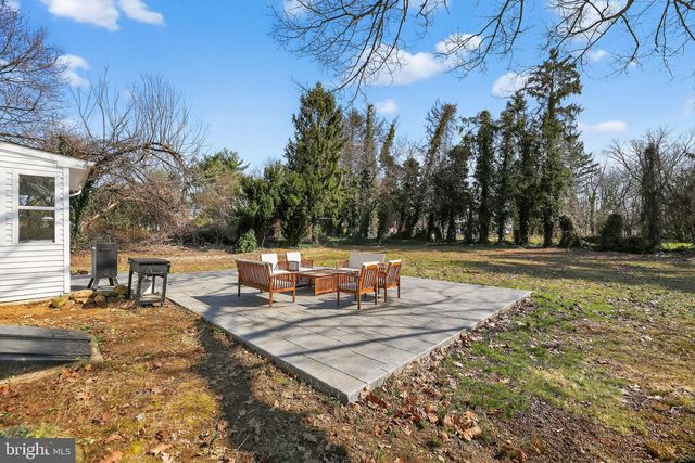 202 LEONARD AVE, Clarksboro, NJ 08020