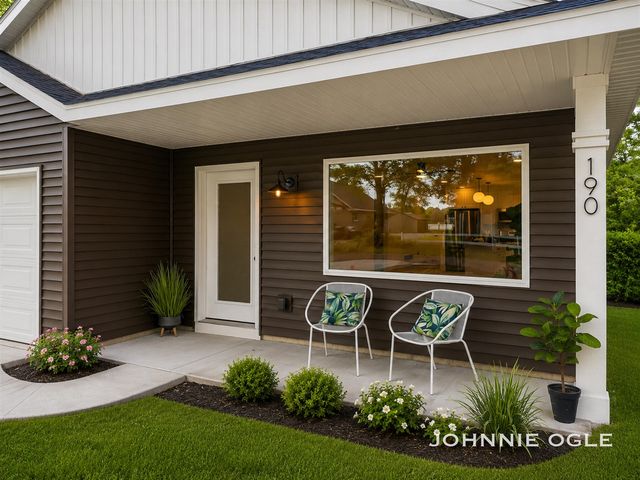 190 Evans Lane, Wayland, MI 49348