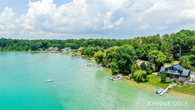 190 Evans Lane, Wayland, MI 49348