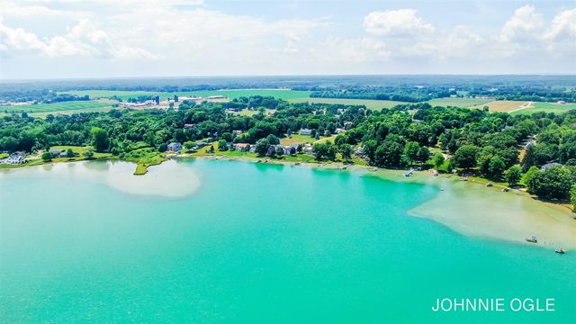 190 Evans Lane, Wayland, MI 49348