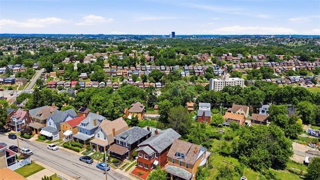 1323-1325 Wareman Ave, Brookline, PA 15226