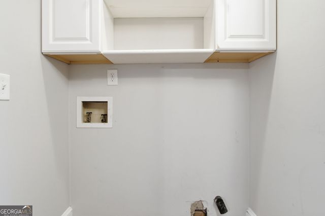 5554 Emerald Way, Acworth, GA 30102