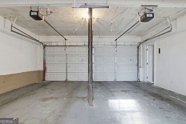 5554 Emerald Way, Acworth, GA 30102