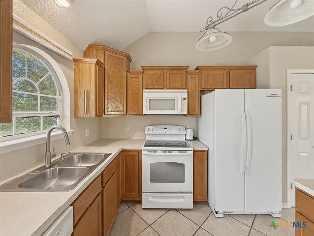 125 Barton Road, San Marcos, TX 78666