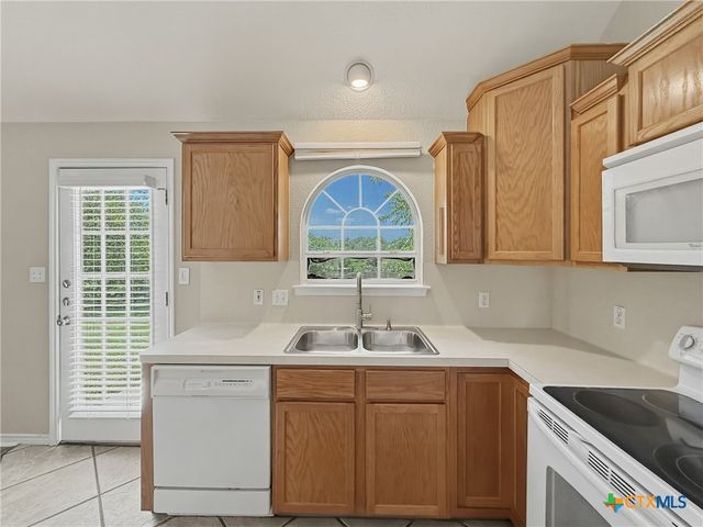 125 Barton Road, San Marcos, TX 78666