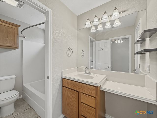 125 Barton Road, San Marcos, TX 78666