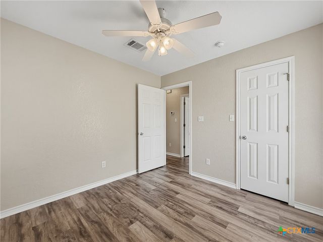 125 Barton Road, San Marcos, TX 78666