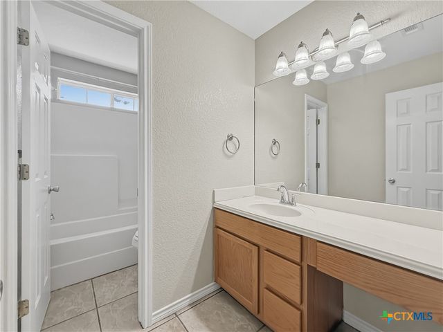 125 Barton Road, San Marcos, TX 78666